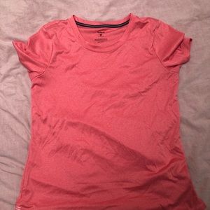 cute workout shirt from hurley